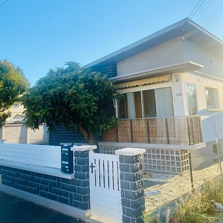 Maisons Refait A Neuf Proche Centre Ville. アパート Fleury-sur-Orne